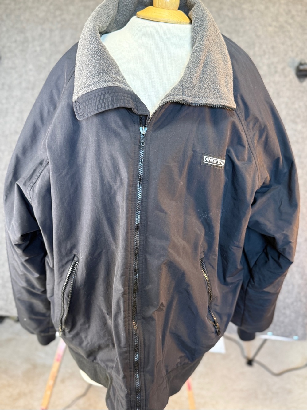 Lands' End Aircore-200 Fleece-Lined Bomber Jacket Black Large